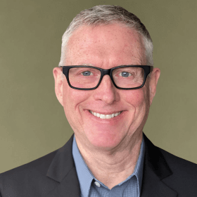 Michael Pohlmann headshot